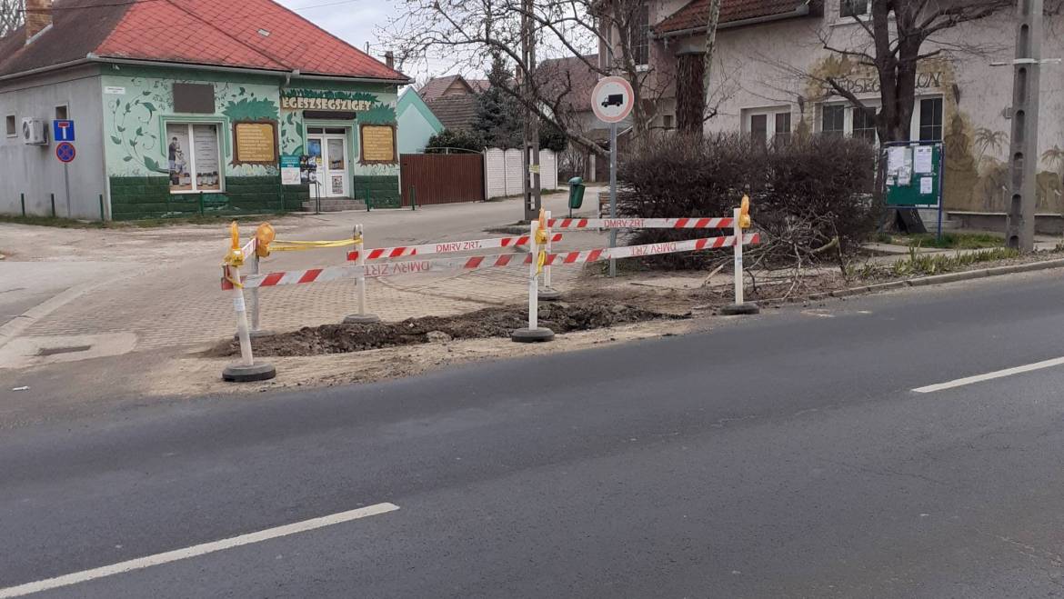 Csőtörés a Kossuth Lajos utca- Eötvös Lóránd utca, vízkorlátozás várható 2023.03.14 -én